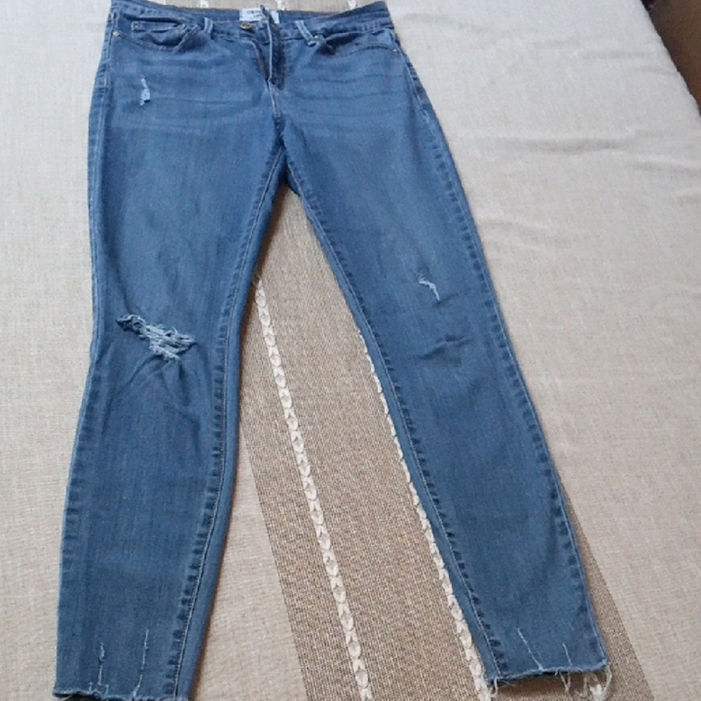 Denizen from Levi's Women's Skinny Distressed Jeans - Blue